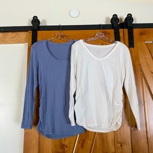 2 long sleeve maternity tops. 1 M and 1 L EUC
